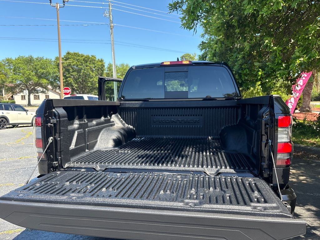 2026 Nissan Frontier Crew Cab SV