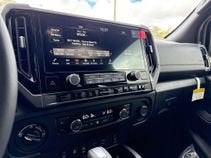 2027 Nissan Frontier Crew Cab SV