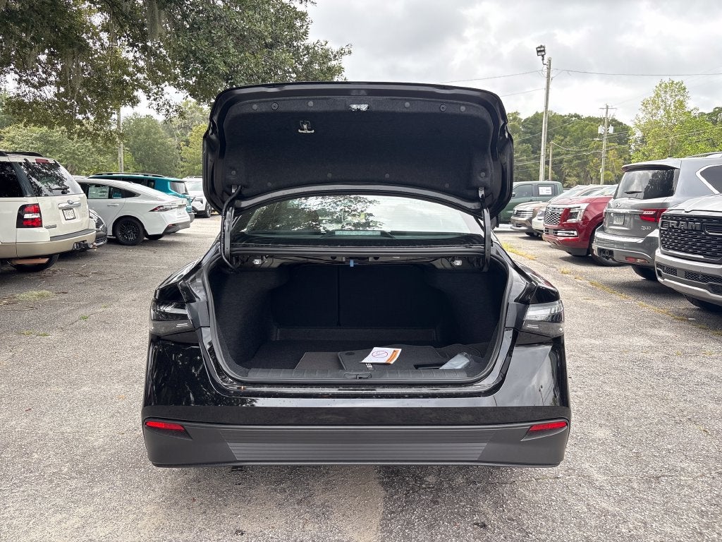 2027 Nissan Sentra SV