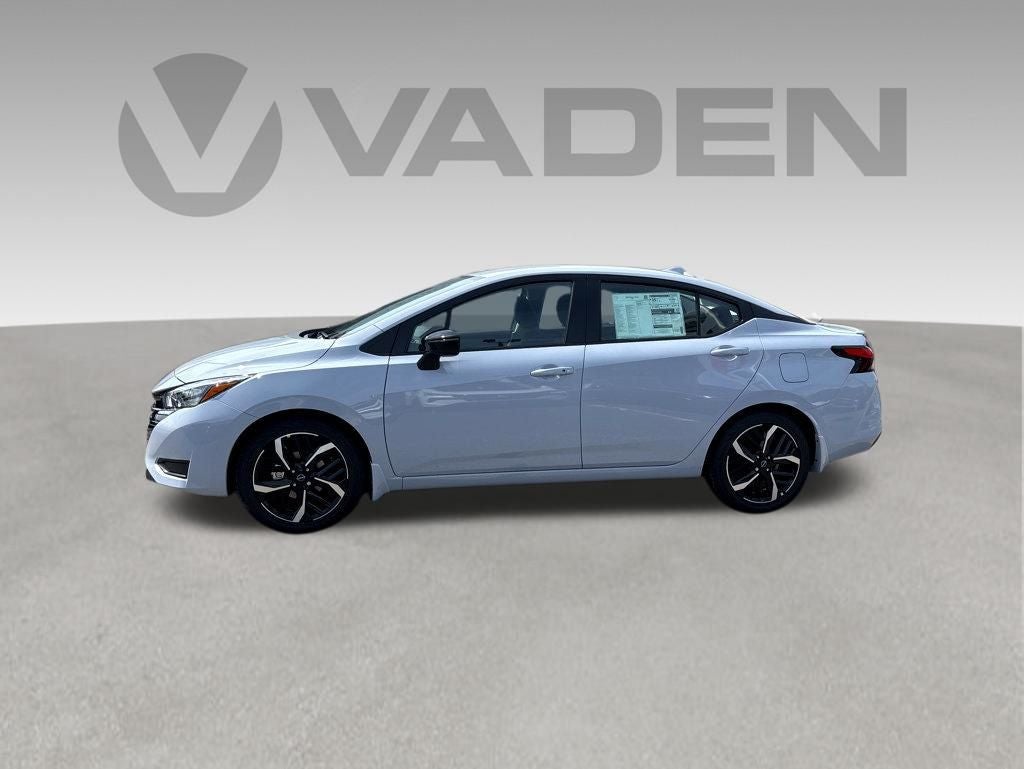 2025 Nissan Versa SR