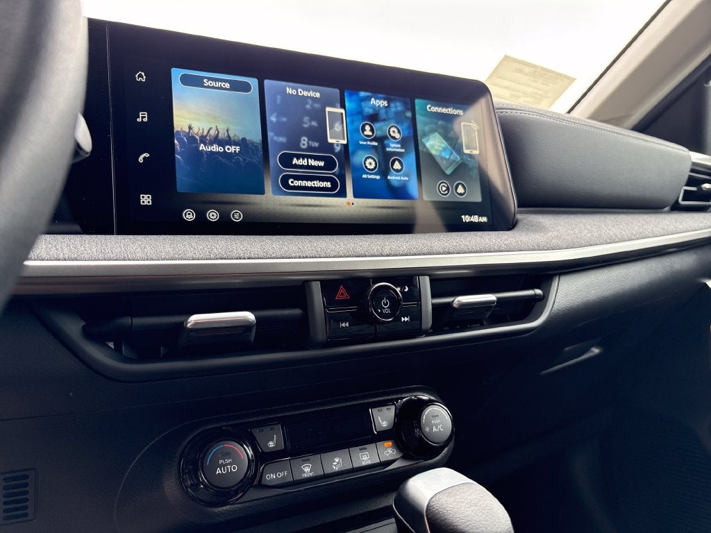 2027 Nissan Kicks SV