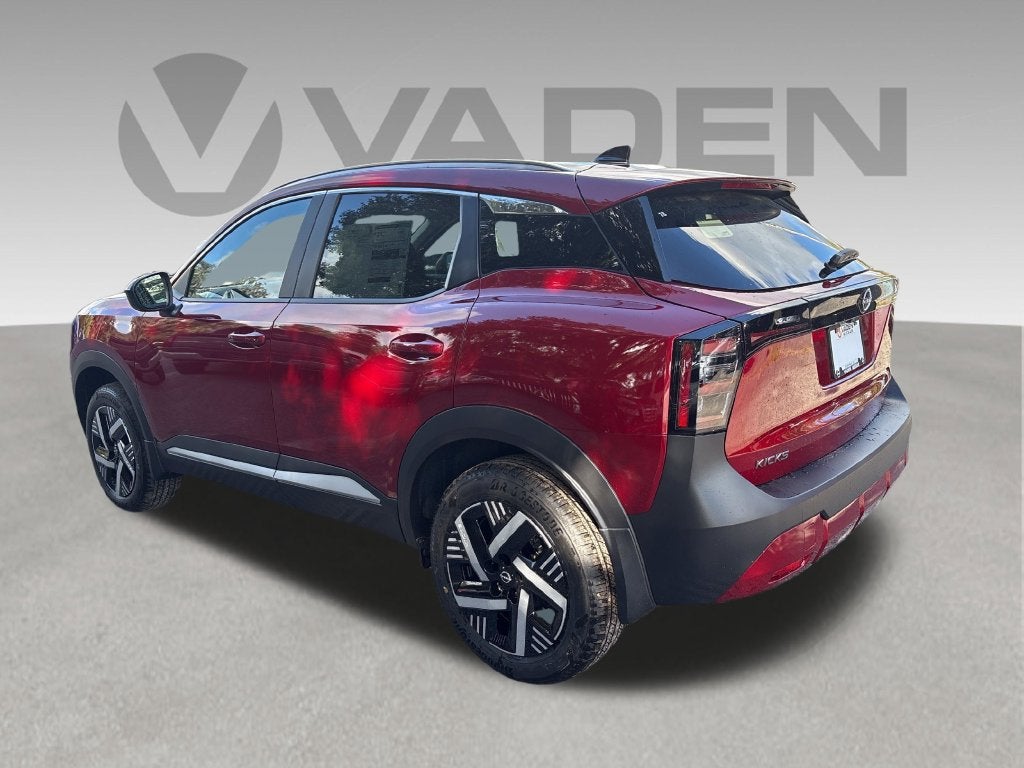 2027 Nissan Kicks SV