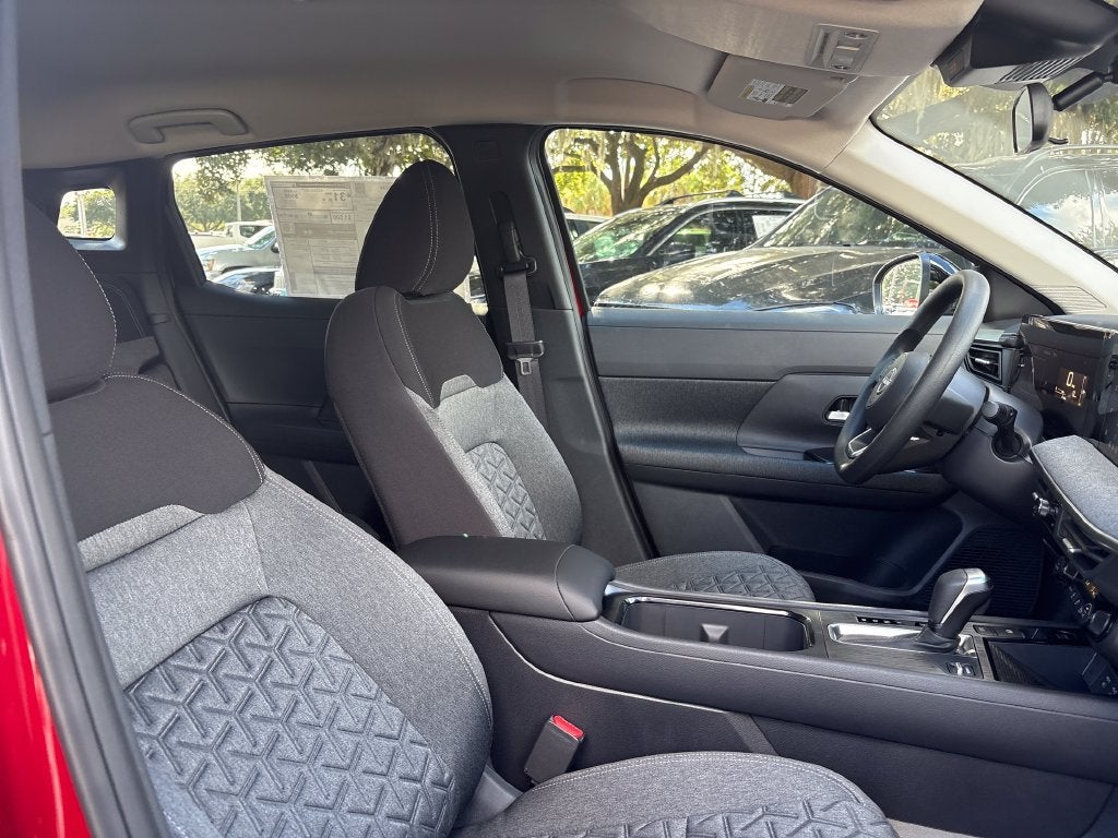 2027 Nissan Kicks SV