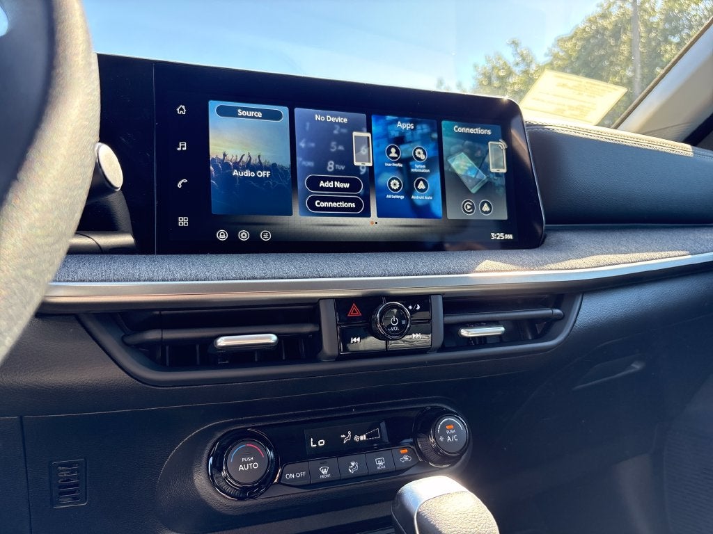 2027 Nissan Kicks SV