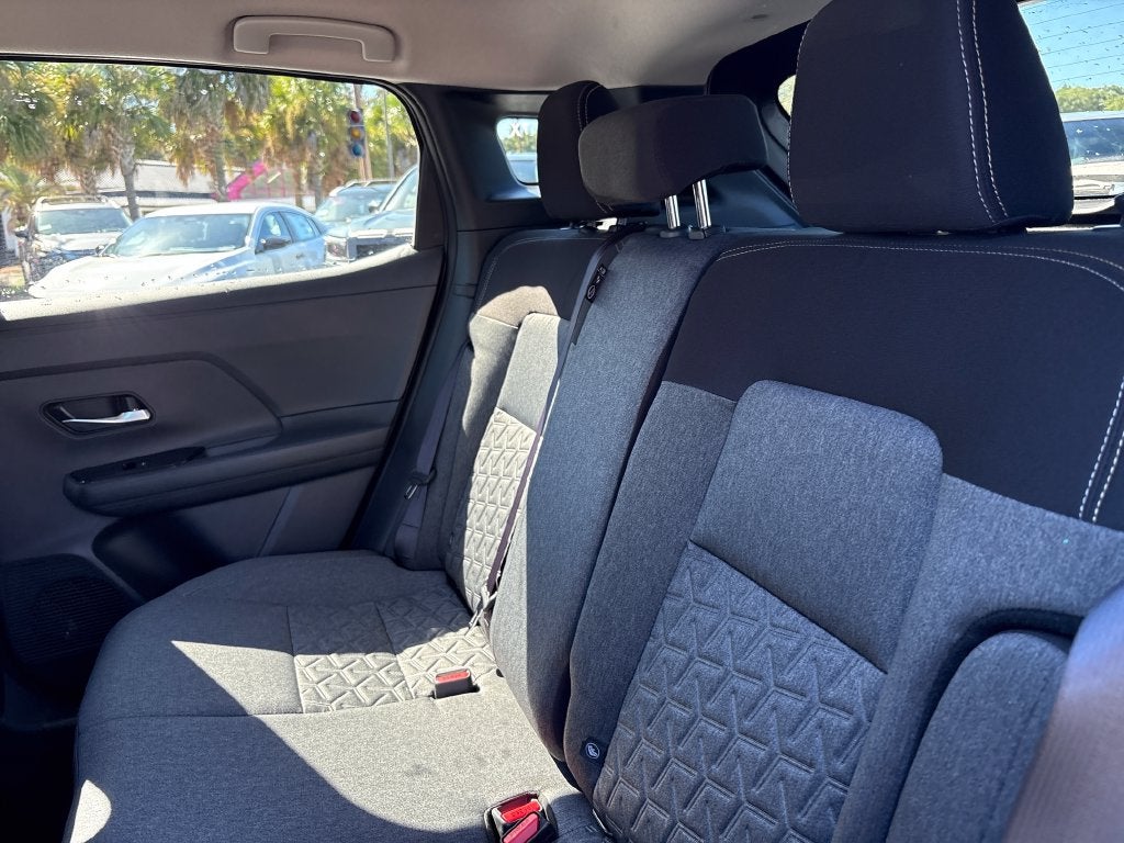 2027 Nissan Kicks SV