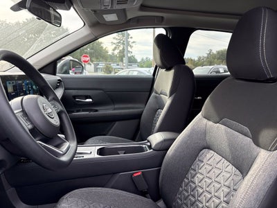 2027 Nissan Kicks SV