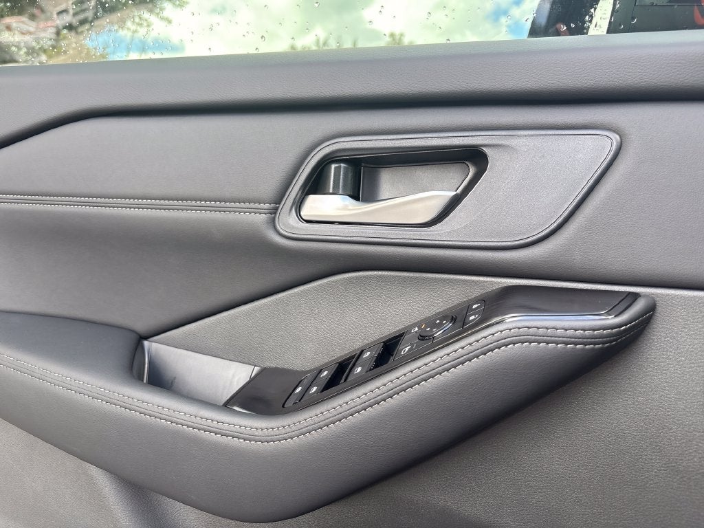 2027 Nissan Rogue Dark Armor™