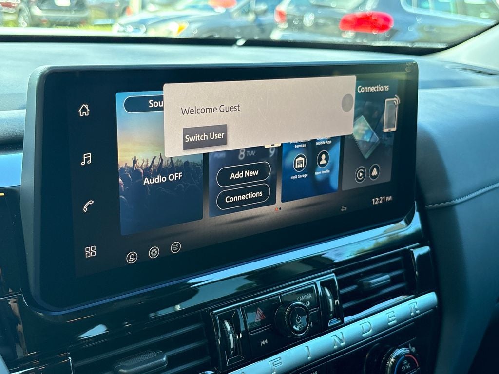 2026 Nissan Pathfinder SV