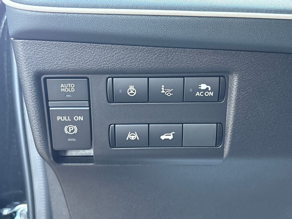 2026 Nissan LEAF Platinum+