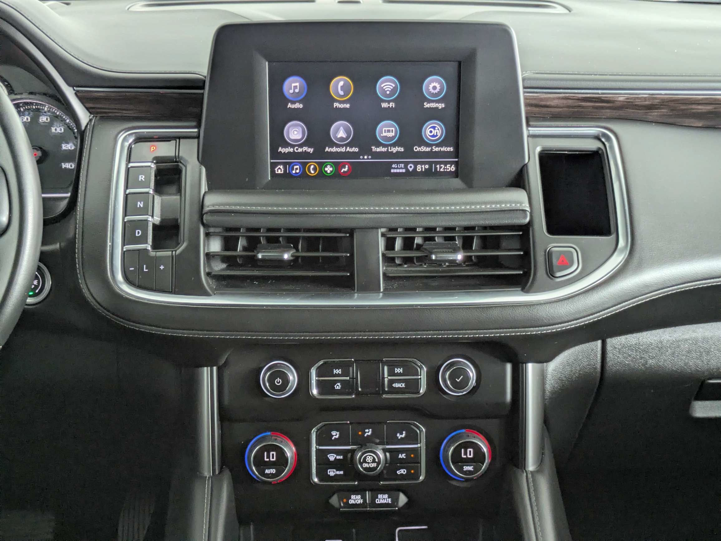 2024 Chevrolet Suburban LS