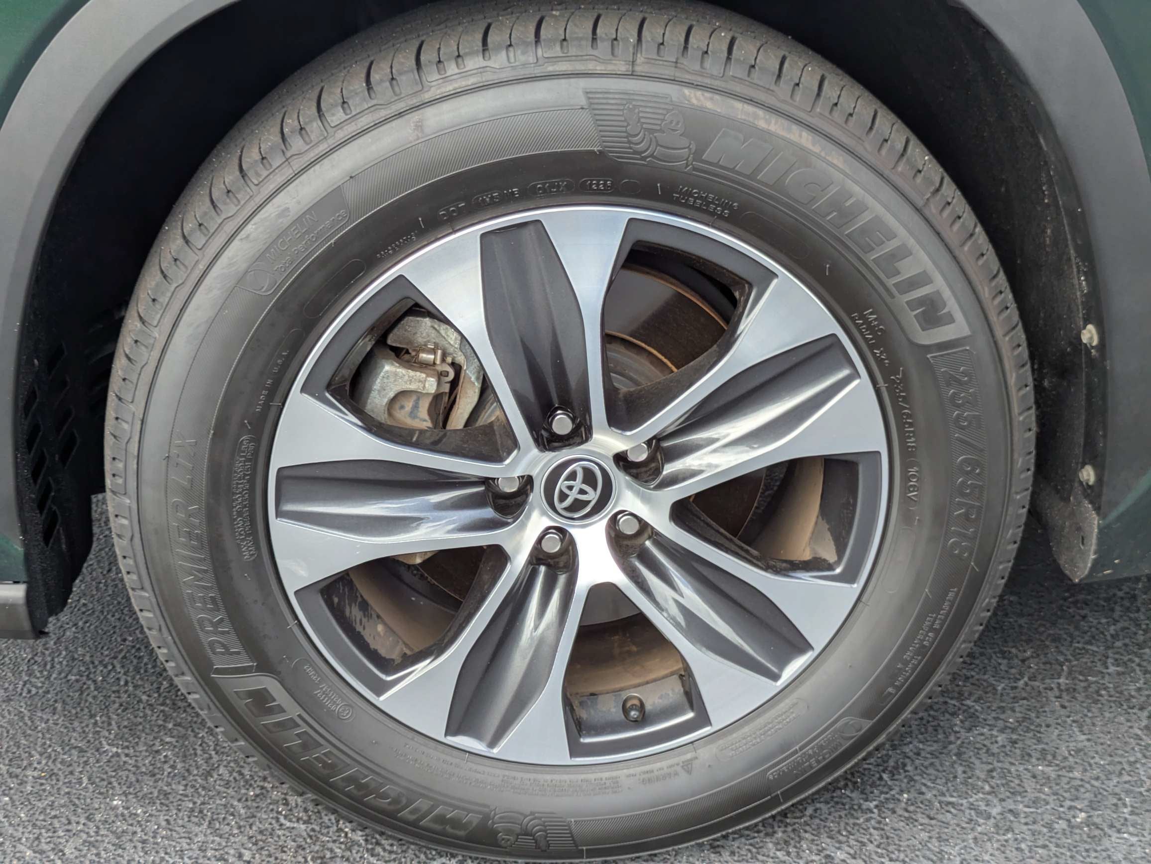 2023 Toyota Highlander XLE