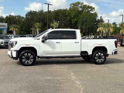 2025 GMC Sierra 3500HD 4WD Crew Cab Standard Bed Denali