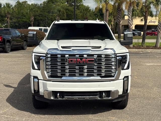 2025 GMC Sierra 3500HD 4WD Crew Cab Standard Bed Denali
