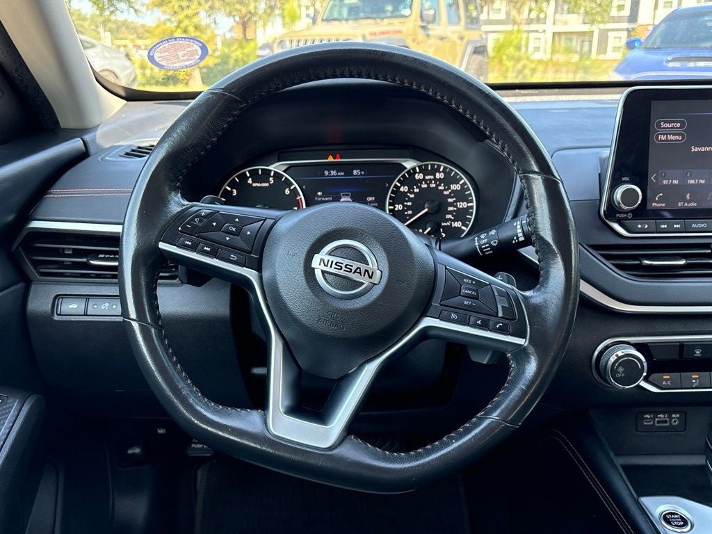 2022 Nissan Altima SR FWD