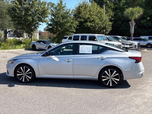 2022 Nissan Altima SR FWD
