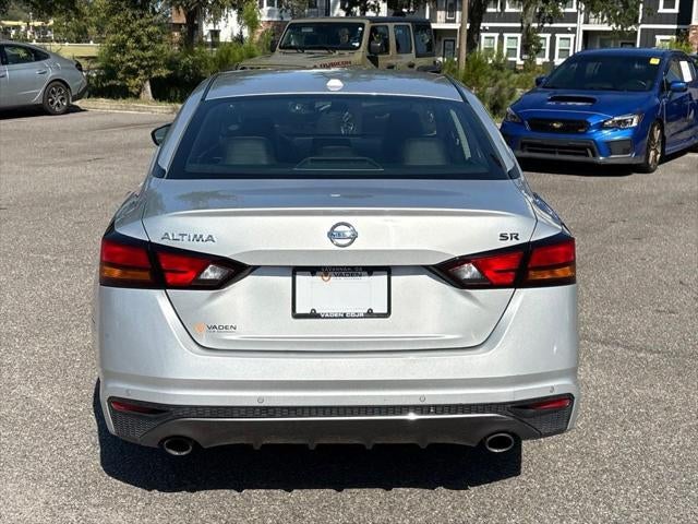 2022 Nissan Altima SR FWD