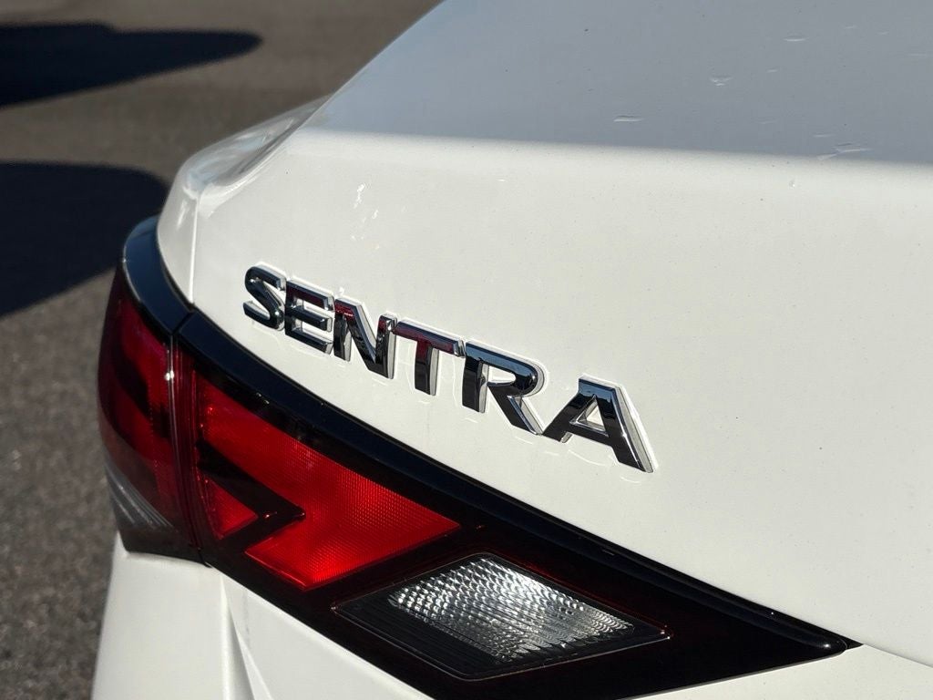 2022 Nissan Sentra SV Xtronic CVT