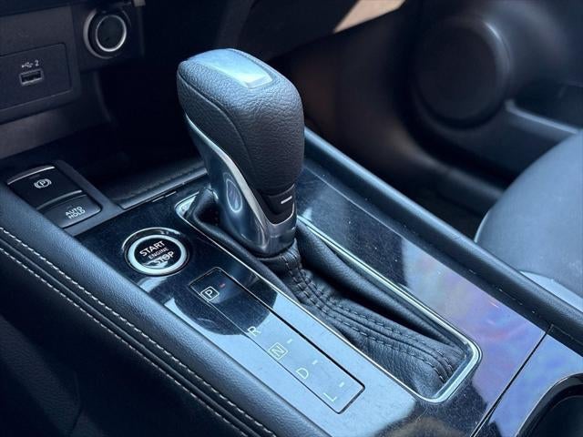 2023 Nissan Kicks SR Xtronic CVT