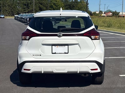 2023 Nissan Kicks S