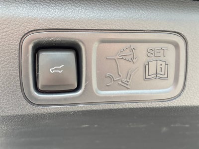 2023 Ford Expedition Base