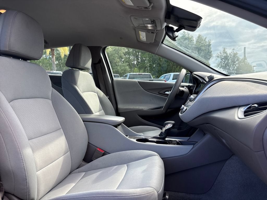 2024 Chevrolet Malibu Base