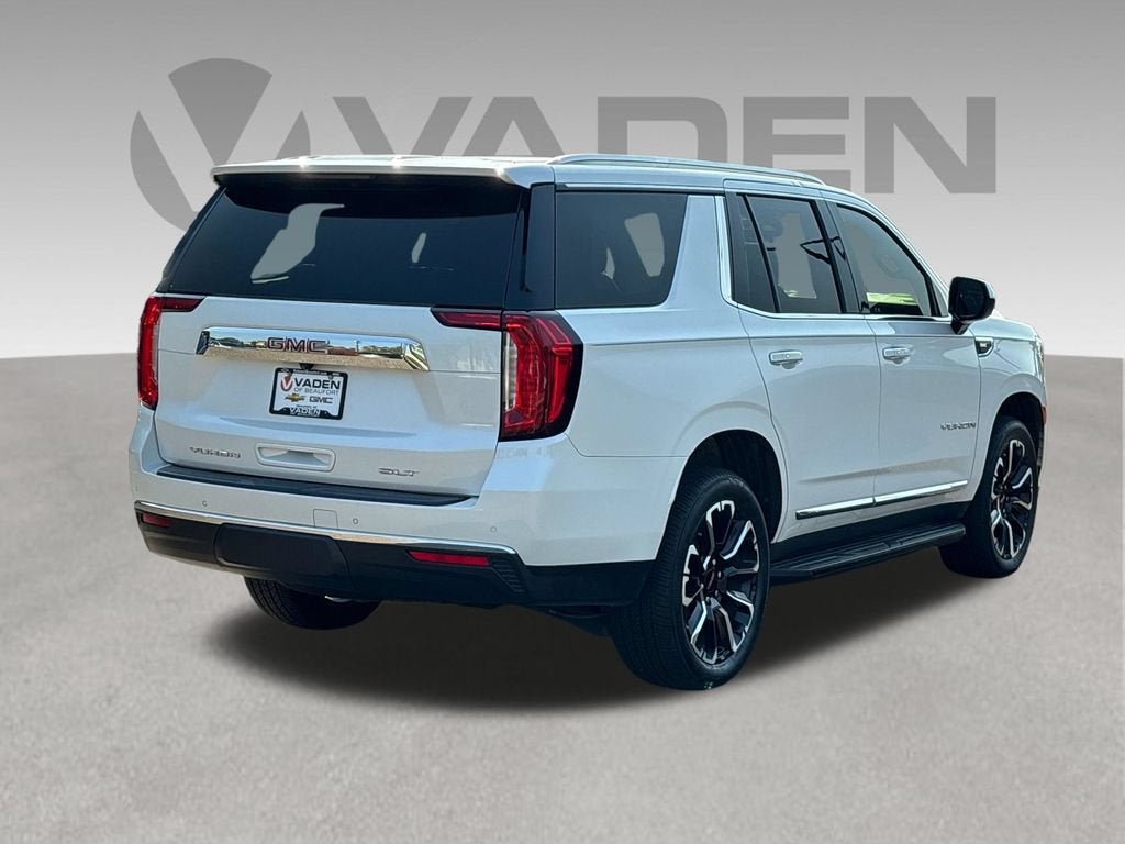 2023 GMC Yukon Base