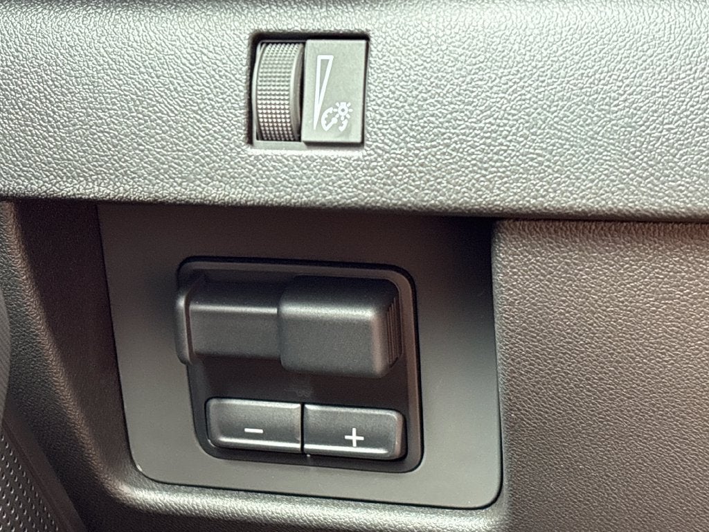 2026 GMC Canyon Base
