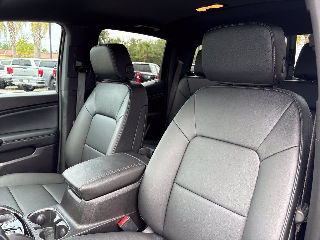 2026 GMC Canyon Base