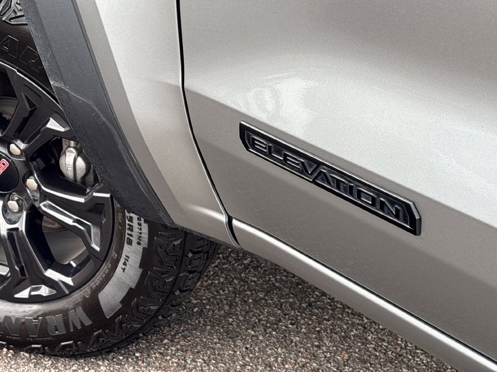 2024 GMC Canyon Base