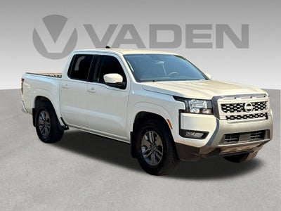 2025 Nissan Frontier Base