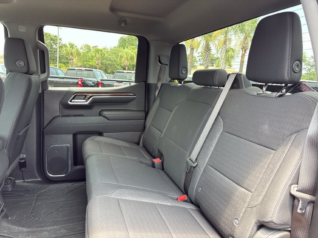 2024 Chevrolet Silverado 1500 Base