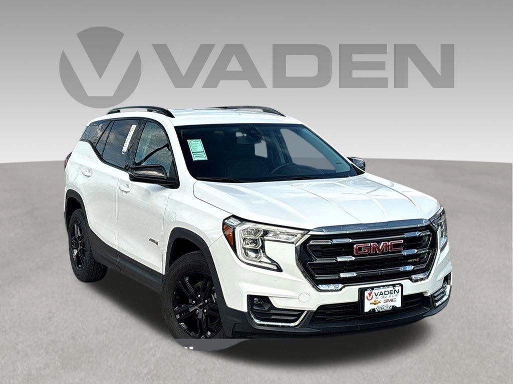2023 GMC Terrain AT4