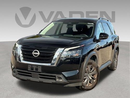 2024 Nissan Pathfinder Base