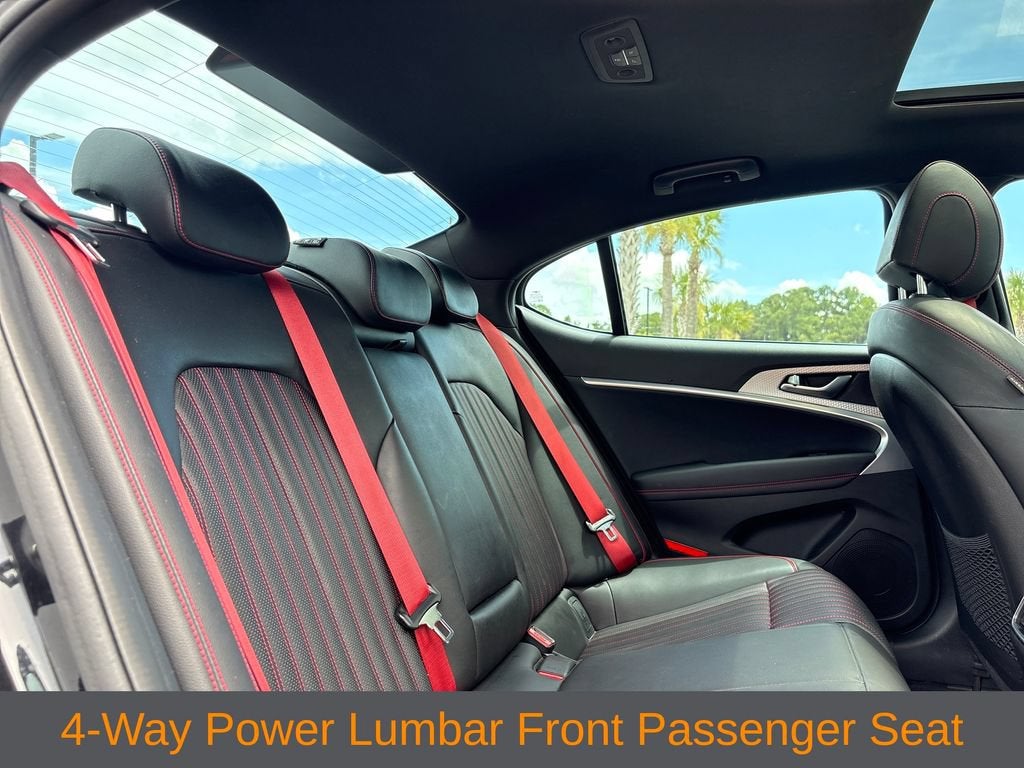 2023 Genesis G70 Base