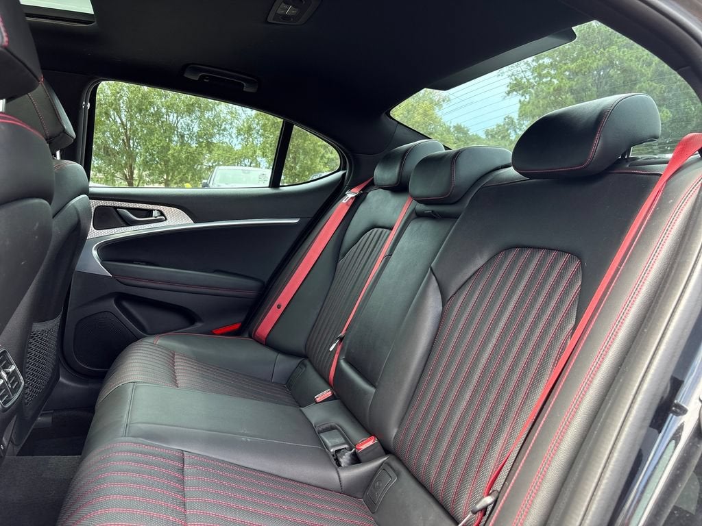 2023 Genesis G70 Base