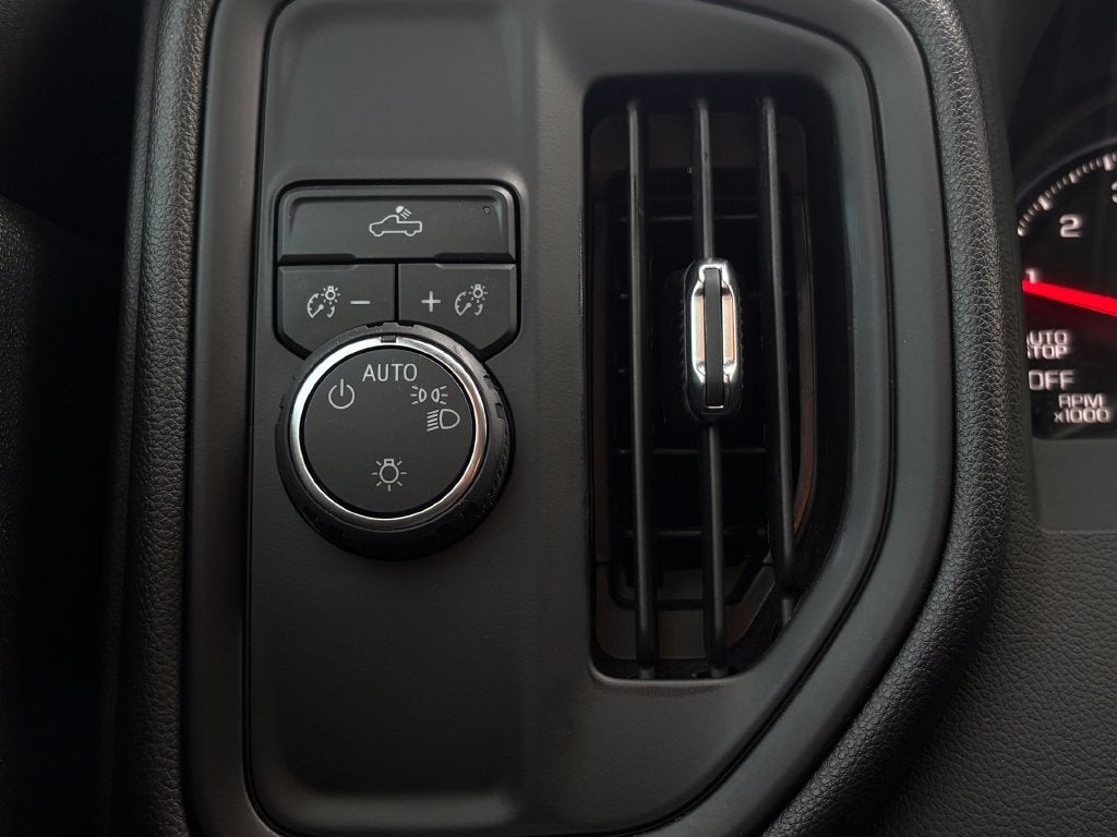 2025 Chevrolet Silverado 1500 Base