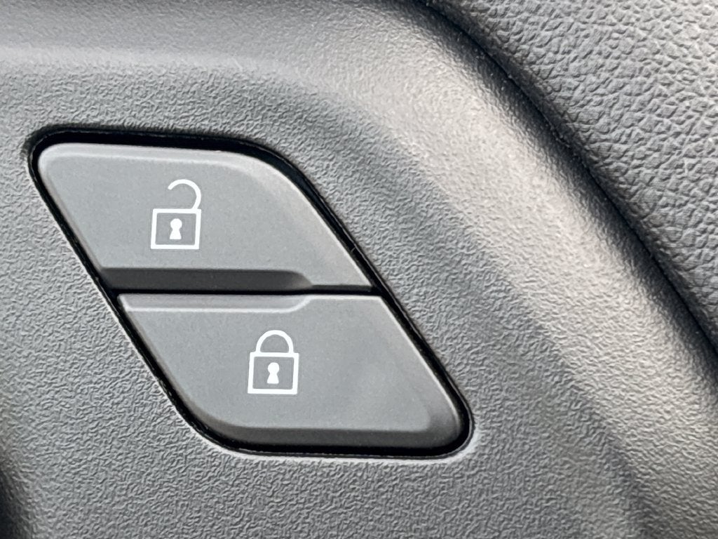 2025 Chevrolet Silverado 1500 Base