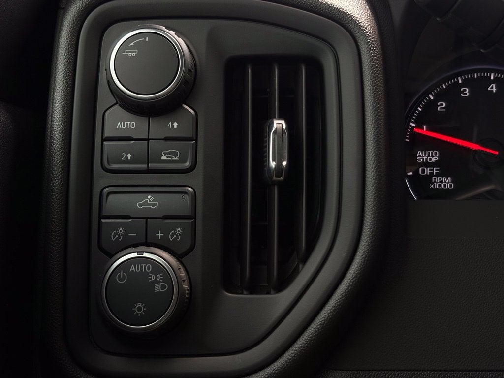 2025 Chevrolet Silverado 1500 Base