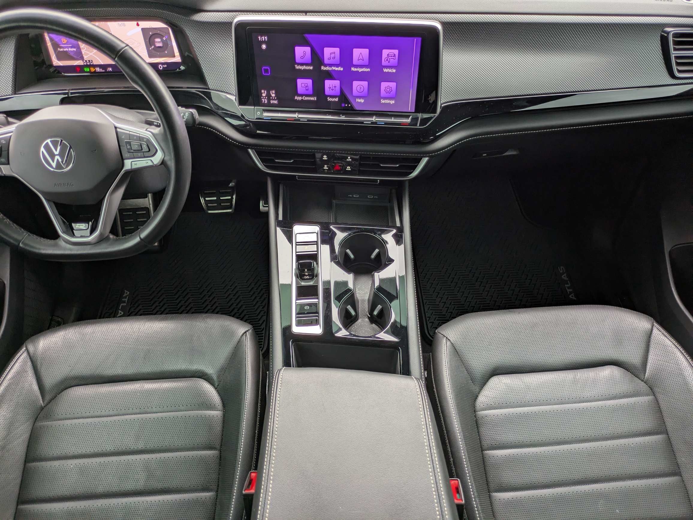 2024 Volkswagen Atlas Cross Sport 2.0T SEL R-Line