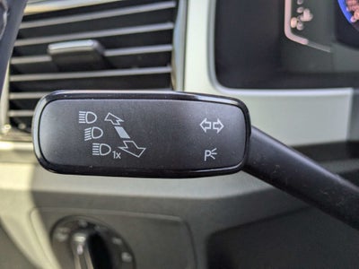 2023 Volkswagen Atlas Cross Sport 2.0T SE w/Technology