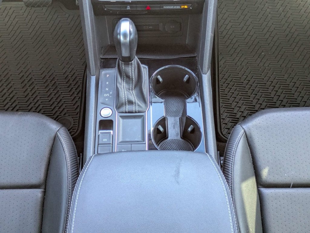 2023 Volkswagen Atlas Cross Sport 2.0T SE w/Technology