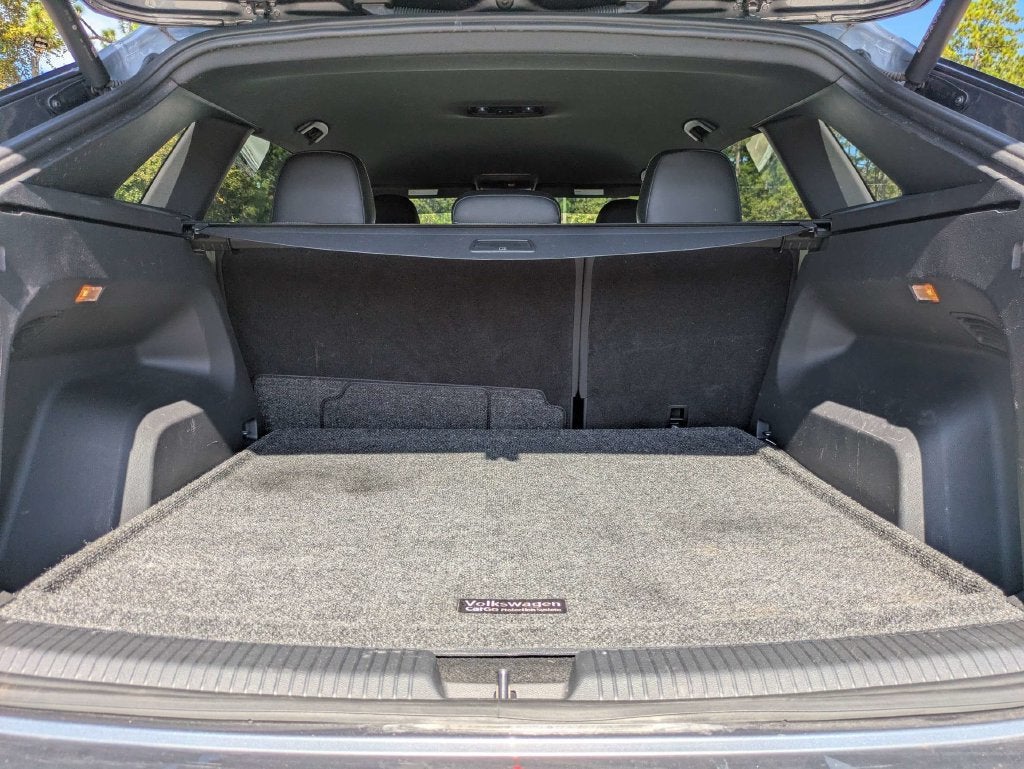 2023 Volkswagen Atlas Cross Sport 2.0T SE w/Technology