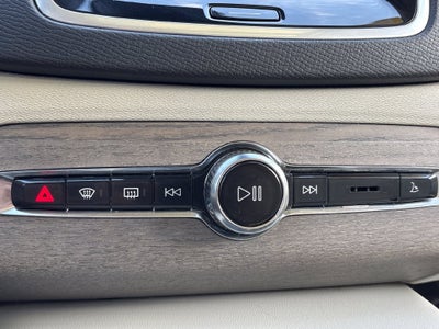 2023 Volvo XC90 B6 Plus 7-Seater