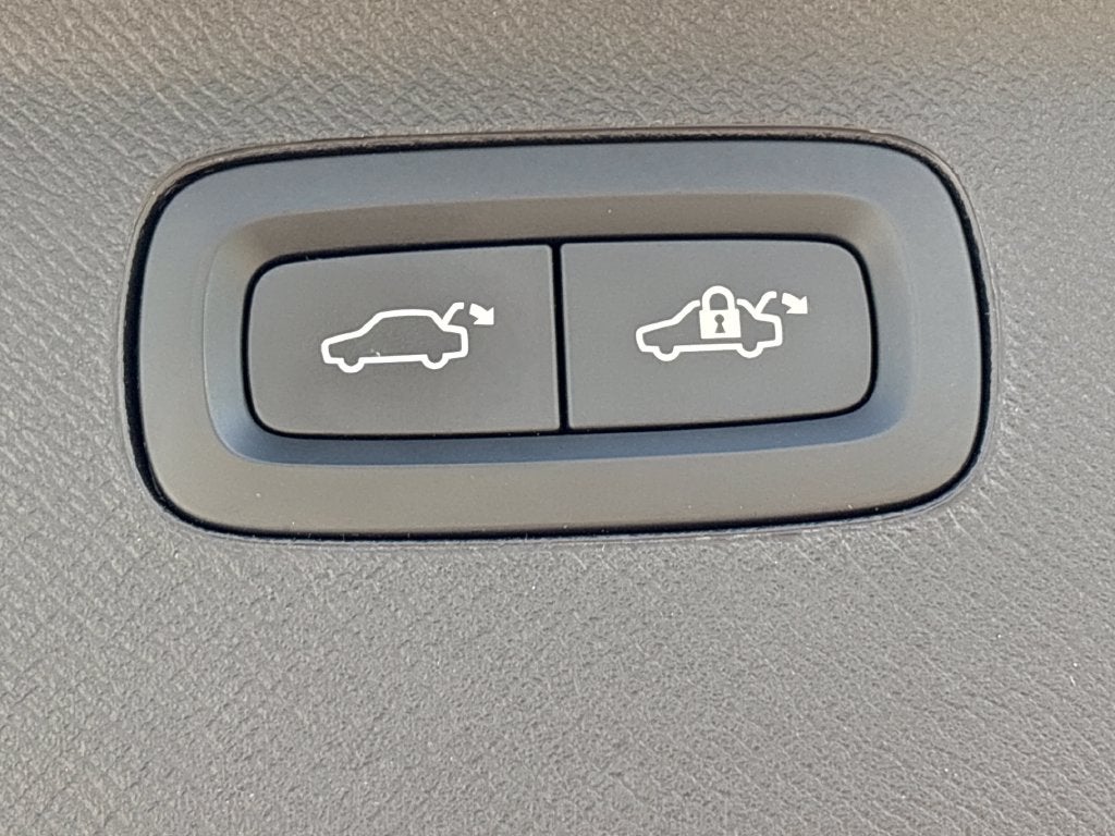 2023 Volvo XC90 B6 Plus 7-Seater