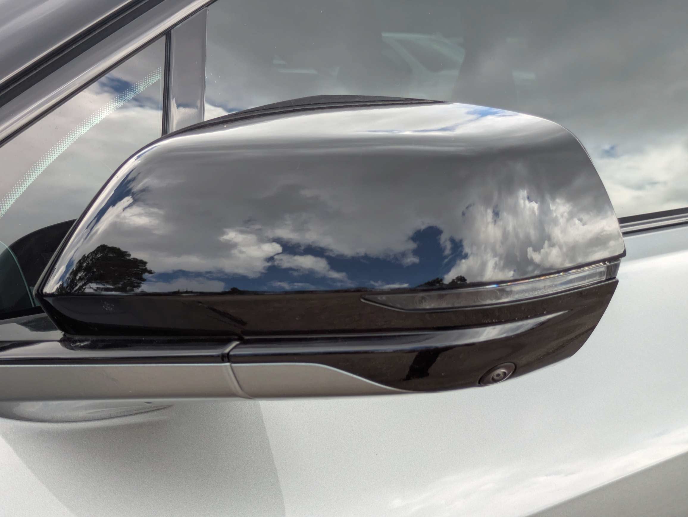 2026 Cadillac LYRIQ V-Series