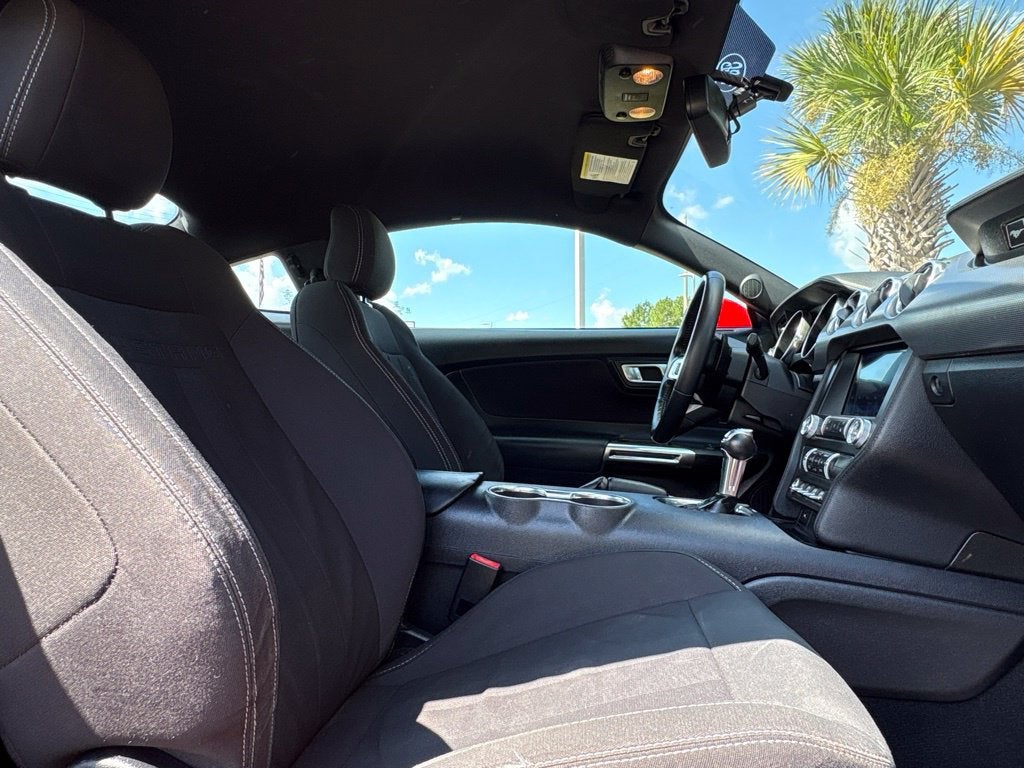 2020 Ford Mustang EcoBoost