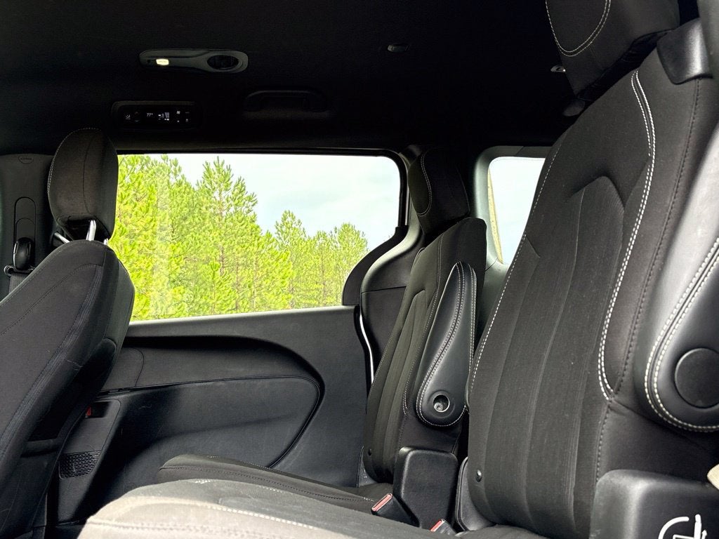 2024 Chrysler Pacifica Touring